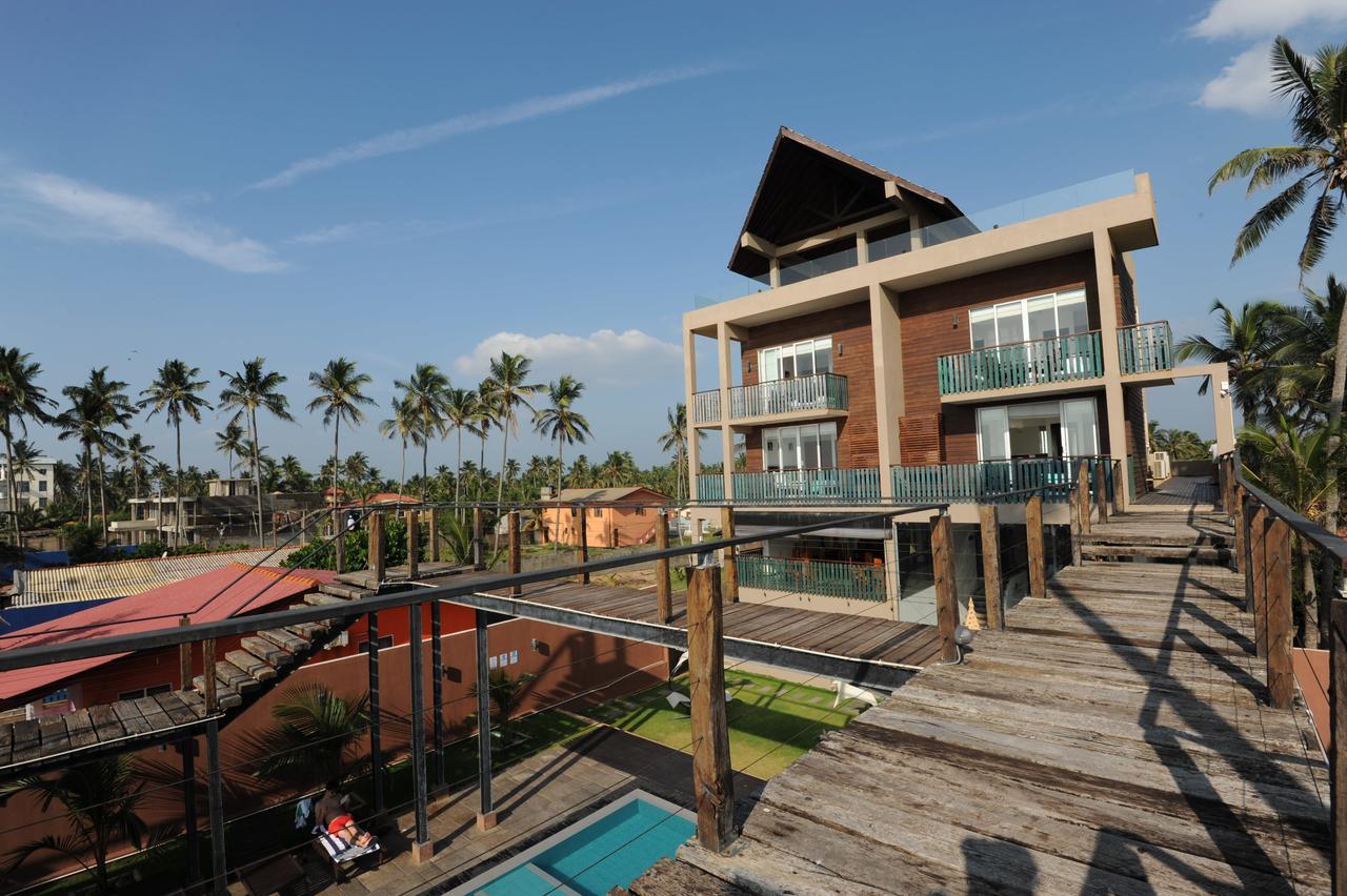 Saprin Beach Resort Uswetakeiyawa Exterior foto